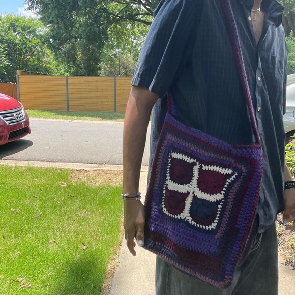 CUSTOM Crochet Cat Bag - Picture 4 of 5